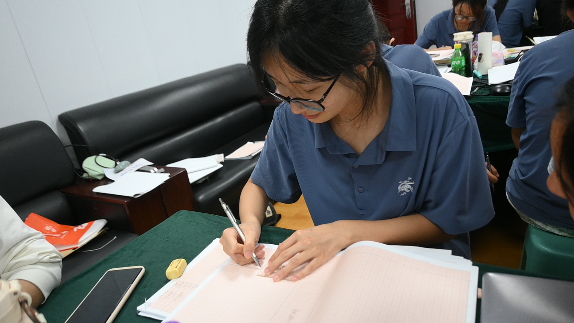 室内学习中.JPG
